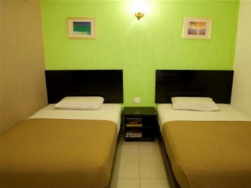 Hotel Ria Johor Bahru Buitenkant foto