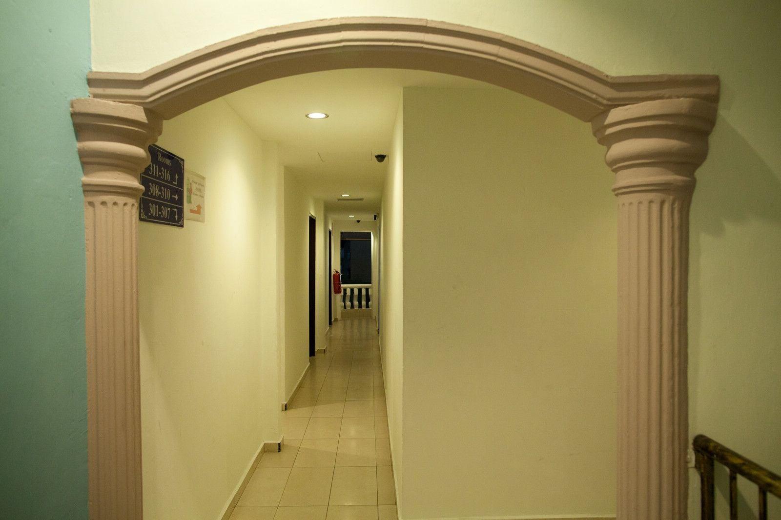 Hotel Ria Johor Bahru Buitenkant foto